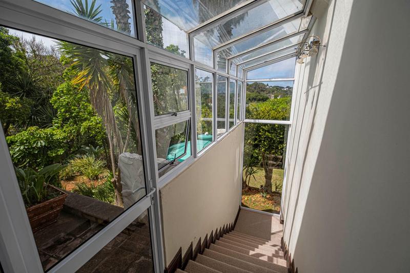 5 Bedroom Property for Sale in Linkside Eastern Cape